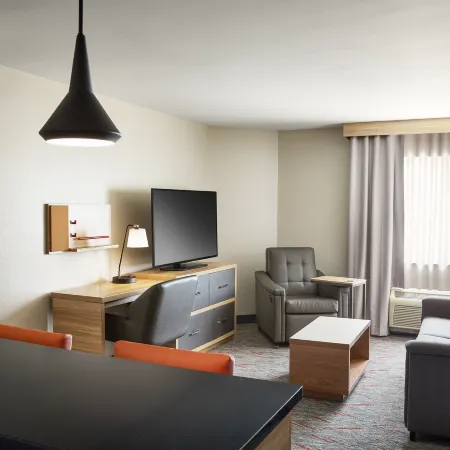 Candlewood Suites MILWAUKEE AIRPORT-OAK CREEK by IHG