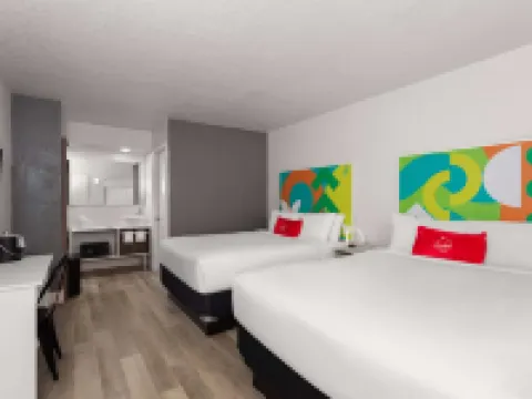 Travelodge by Wyndham Orlando Lake Buena Vista South Hotels in Kissimmee