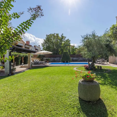 Villa Maria