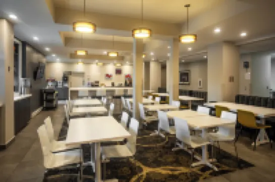 마이크로텔 인 & 스위트 바이 윈덤 몽트랑블랑