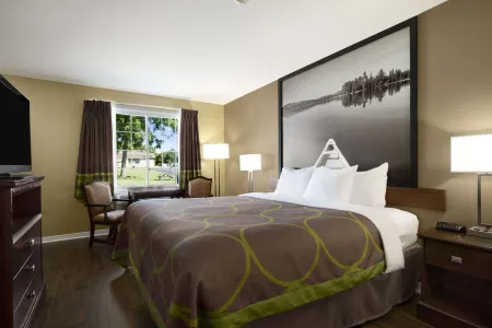 Super 8 by Wyndham Brockville