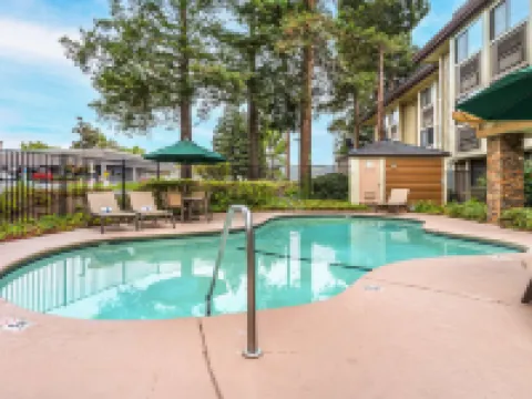 Best Western John Muir Inn Hotels in Martinez