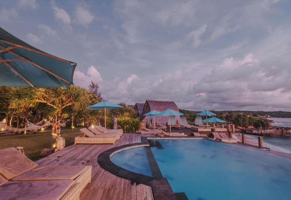 3. 드림 비치 헛..