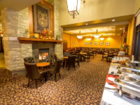 Calabogie Peaks Hotel, Ascend Hotel Collection Hotels in Renfrew County