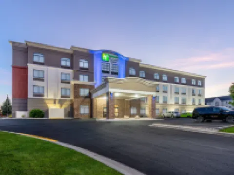 Holiday Inn Express & Suites CHEYENNE by IHG Hotels in Cheyenne