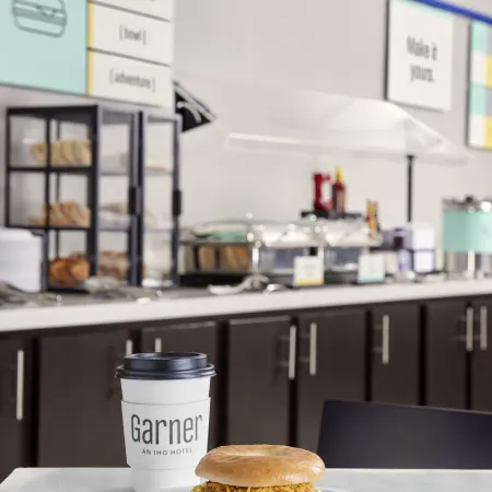 Garner Hotel PHOENIX NORTHWEST - SURPRISE by IHG