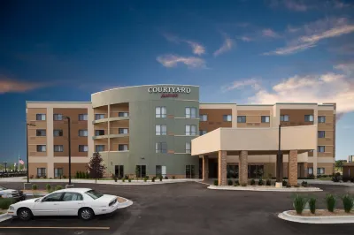 Courtyard Bay City Hotels in Bay City