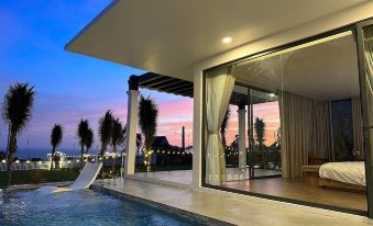 2 Villas Next Door- In Great Location - View Biển