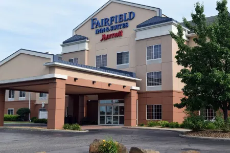 Fairfield Inn & Suites Youngstown Austintown Отели в г. Остинтаун