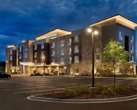 TownePlace Suites Milwaukee Grafton Hotels in Ozaukee County
