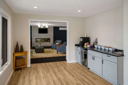 Best Western Freeport Inn Отели рядом с достопримечательностью «Ae Home»