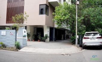 AR Suites Fontana Bay - Kalyani Nagar