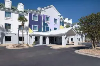 Spark by Hilton Destin Hotels in Destin