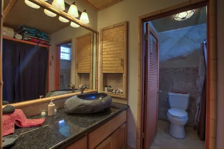 Oceanview #206 at Hana Kai Maui - Lofted Studio, Upper floor, Great View! Отели рядом с достопримечательностью «Хамоа Бич»