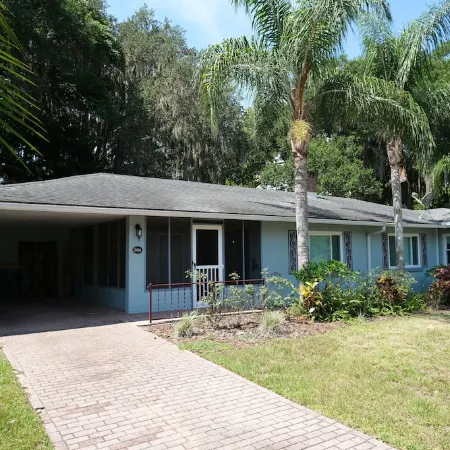 Beautiful cottage in the heart of historic Mt Dora