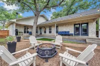 Casa Lago on Lake LBJ, Zenful Retreat;Game Room;Canal Front; Putting Green