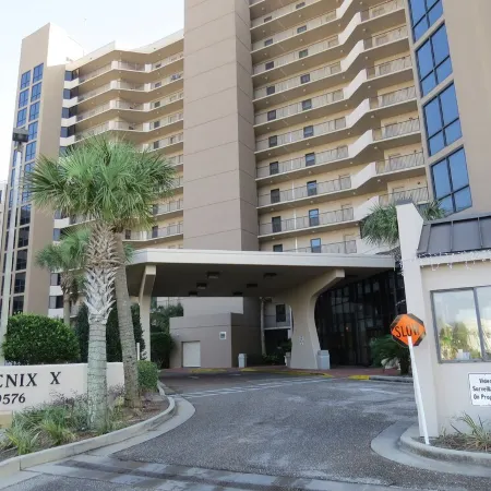 Gulf-Front Phoenix X 3Br Condo, Stunning Balcony Views