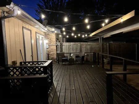 Serenity in Heart of DFW w/ PRIVATE parking & KING Bed ⭑ Min. from DFW Airport +