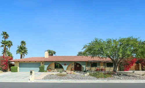 Stunning Palm Springs Hacienda. Private Pool, Hot Tub, Panoramic Views