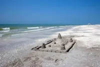 Pointe Santo Newly Renovated Gulf View Ground Floor 2BR Condo Các khách sạn ở Sanibel