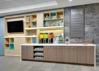 Home2 Suites by Hilton Yakima Airport - Breakfast