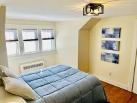 Modern Farm House…minutes to Okemo; 2 King beds! Hotels in Mount Holly