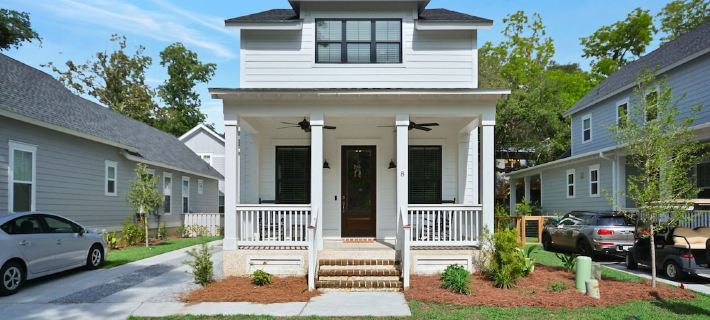 Luxury Home in Old Town Bluffton + FREE Golf Cart. Sleeps 8 - Downtown location Hotels in Bluffton