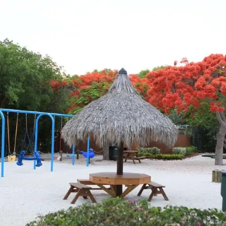 Your Happy Place - gorgeous 2 bed 2 bath oceanfront suite with full kitchen