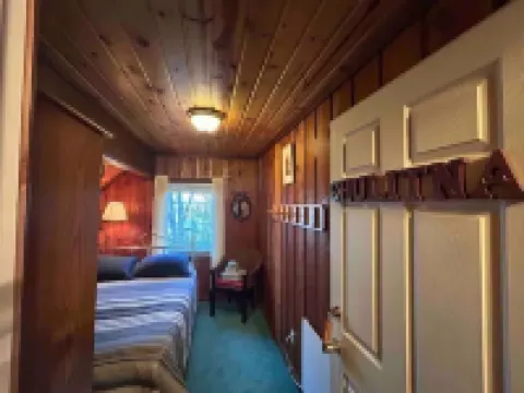 Eye of Denali: Denali View/River Front