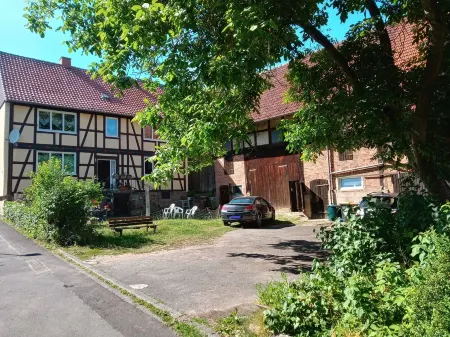 Vacation apartment Baunatal - quiet apartment at the end of a cul-de-sac