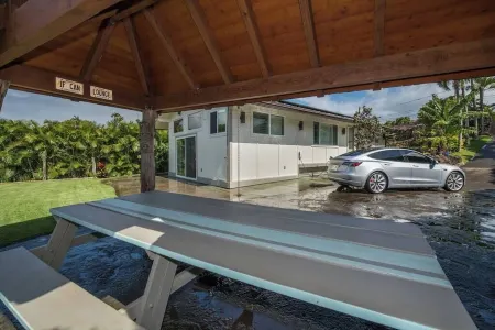 Haiku Hale - 3 Bedroom Maui Getaway! Отели рядом с достопримечательностью «Ahimsa Sanctuary Farm»