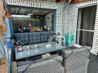 Apartment and more .... Creative garden with fire pit and barbecue