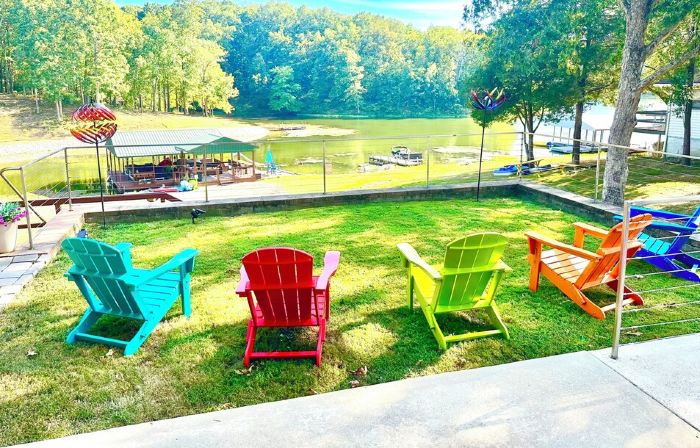 Lakefront,  Private Beach, Hot tub, Kayaks, Paddle boards