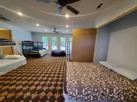 KINGSVIEW - Private Lakefront Acreage-Magnificent Lakeview-4200 Sq Ft Luxury!!!!