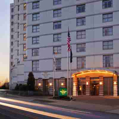 ホームウッド スイーツ バイ ヒルトン フィラデルフィア  シティ アベニュー Hotel Exterior