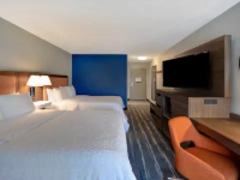 แฮมป์ตัน อินน์ โปโตแมกมิลส์/วูดบริดจ์ โรงแรมในวูดบริดจ์