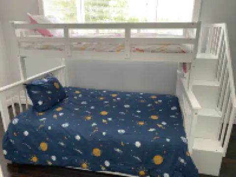 Chic 3bed 2bath Home with free parking close to United Center Hotels near Ernest Hemingway Birthplace Museum