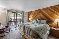 6 Lynx Sunriver