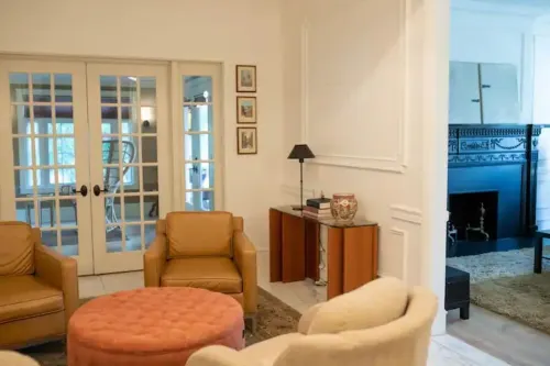 Lovely 4 bedroom rental with spacious master suite Hotels in Scranton