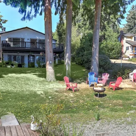 Karmen's Lake Cottage A1