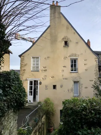 Large medieval house in the center of Laval