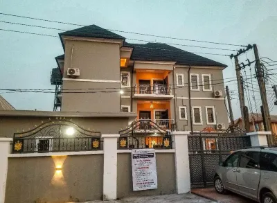 Remarkable 2-Bed Apartment in Asaba