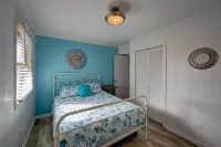 Semi-Oceanfront home with direct access to the beach!
