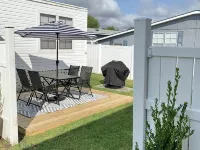 Little Cottage Near the Sea!  in 2026, Bookings Include a Golf Cart! Hotels in Surfside Beach
