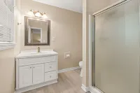 WHOLE Home with BASEMENT on 3 Acres - balcony
