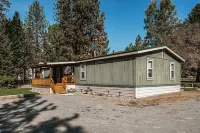 ⭐️ Riverbend Retreat ⭐️ Riverfront⭐️Relax by the fire