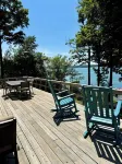 Seven Oaks — Lakefront Cottage on Owasco Lake — Large Beach with Stunning Views