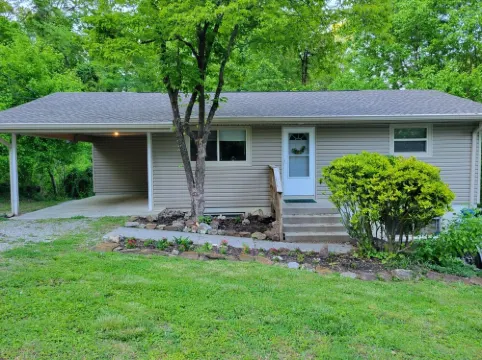 Stock Cottage Cozy 2 Br, 2 Bath House Next to Biology Trails and Sau