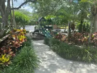 3 BR 2.5 BTH Townhome in beautiful resort minutes away from Disneyworld!!