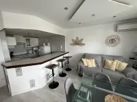 Le Marinola Empuriabrava Port - 69m2- Main canal view - Central beach 400m